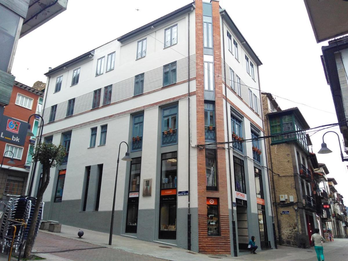 Apartamentos Legazpi Cangas De Narcea Dış mekan fotoğraf